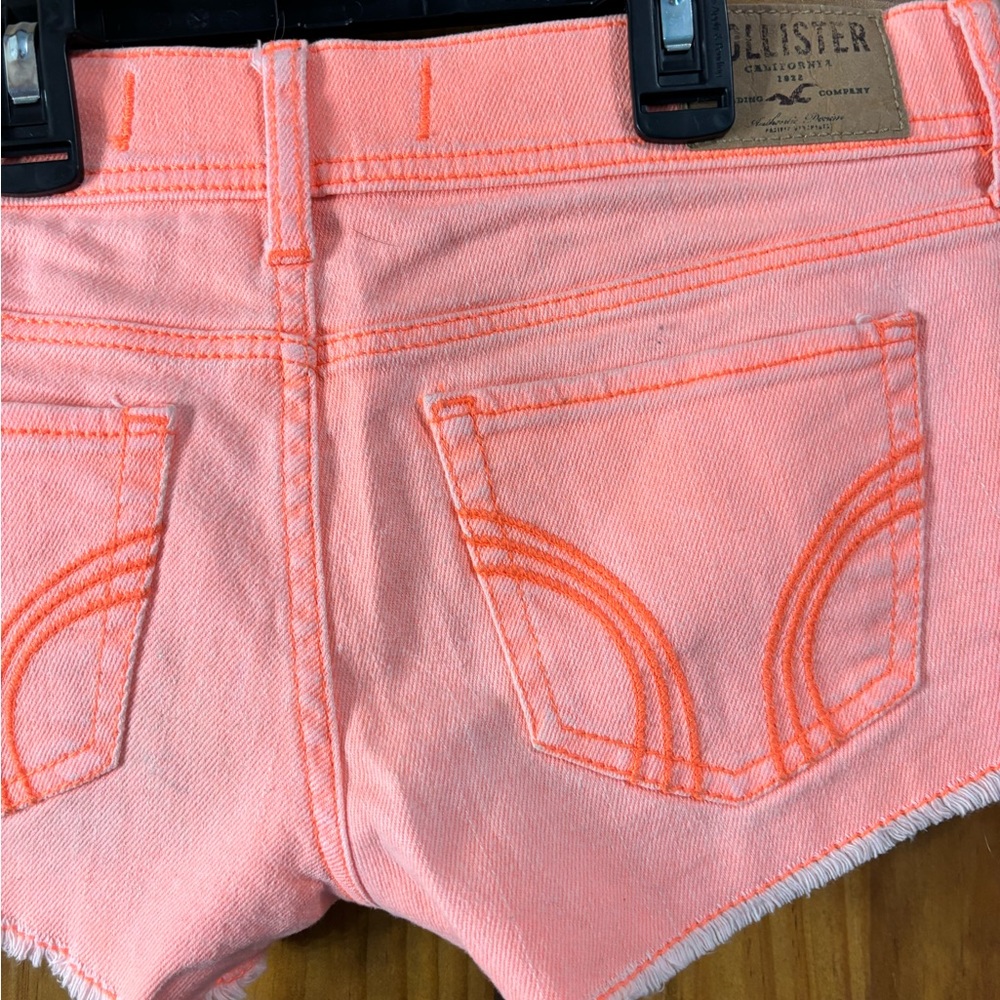 HOLLISTER | Bright Salmon Denim Shorts - Picture 4 of 5
